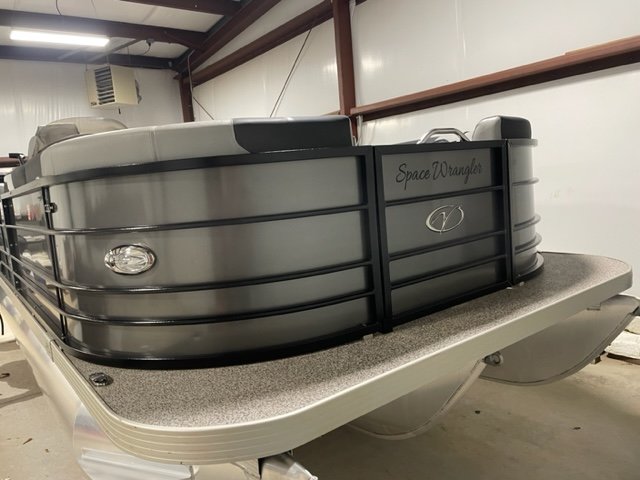 Small lightweight and, durable boats made of aluminum are most often used for freshwater fishing. They are generally very simple craft, featuring riveted or welded aluminum hulls and bench seating.