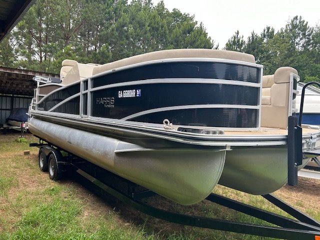 Water tubing is a uniquely thrilling and unforgettable water sports experience. Speeding across the water on a tube can be just as much fun as wakeboarding or water skiing without the added stress of needing to stay perfectly balanced on top of the water.